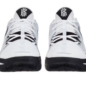 Nike Kyrie Flytrap 6 Basketball Shoes